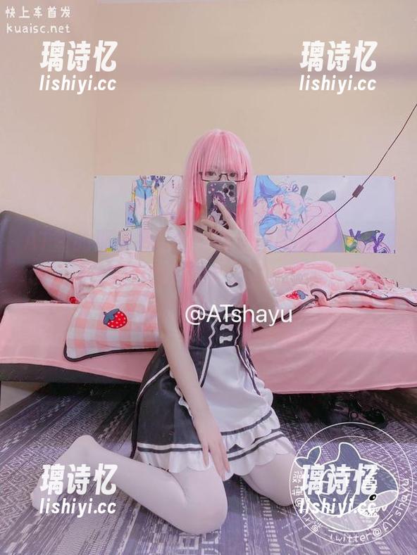 AT鲨 AT鲨的那条吊带裙,高清原图看了就想试试,结果只好抚摸着自己的……呃,想象力。