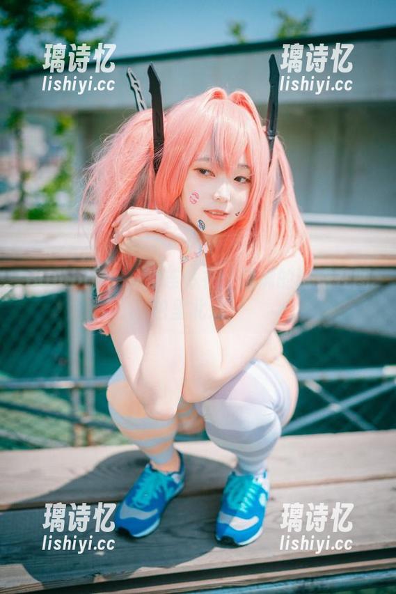 Bambi(밤비)的连体衣：满满的诱惑在图包里北漂！