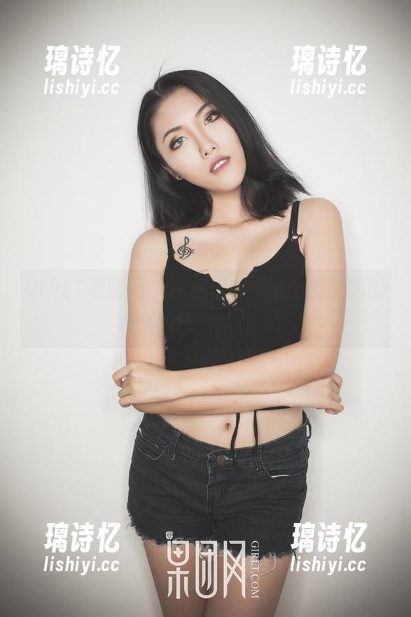 GIRLT果团网 - 比基尼的风潮，莫雅淇的原图与图片让你上瘾