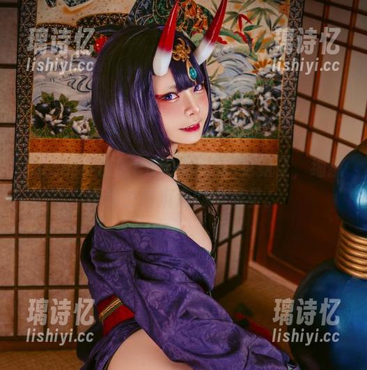 Hachi小芭 Hachi小芭的PaimonCos更新了,细腻得像密密麻麻的小星星。