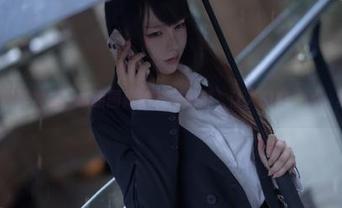 Halo_酱再发力，最新图库的爱宕旗袍，让人微微一颤，真服了。