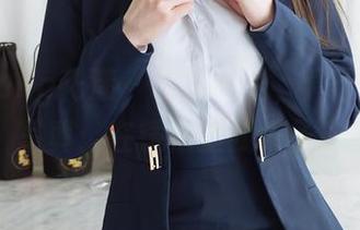 HuaYang花漾 – 轻松一刻，周于希眼镜写真：在镜框里找乐子！