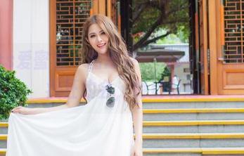 IMiss爱蜜社 – 图册中，sisy思与粉色的疯狂约会，特别有趣