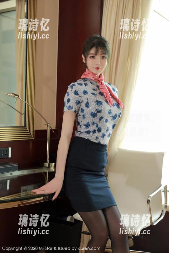 MFStar模范学院-艾莉Evelyn MFStar模范学院 - 图片里的精致细节,艾莉Evelyn的御姐姿态调皮又俏皮!