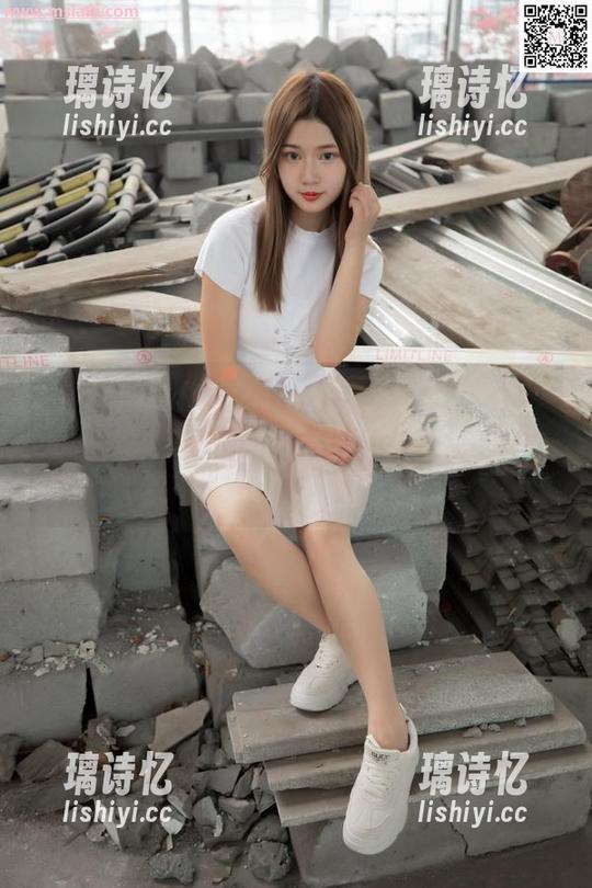 MSLASS梦丝女神-韩飞儿 MSLASS梦丝女神 - 这组美图里,韩飞儿的粉系肉丝就像一块儿“糖”,看得我兴奋得不要不要的!
