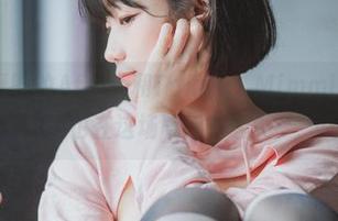 原图中逛吃的Atago和Takao，Mimmi(밈미)是否也在这场航行中迷失？