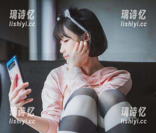 原图中逛吃的Atago和Takao，Mimmi(밈미)是否也在这场航行中迷失？