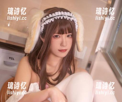 Quan冉有点饿 Quan冉有点饿:从恶堕小魔女到图库里抓狂的辣妹照