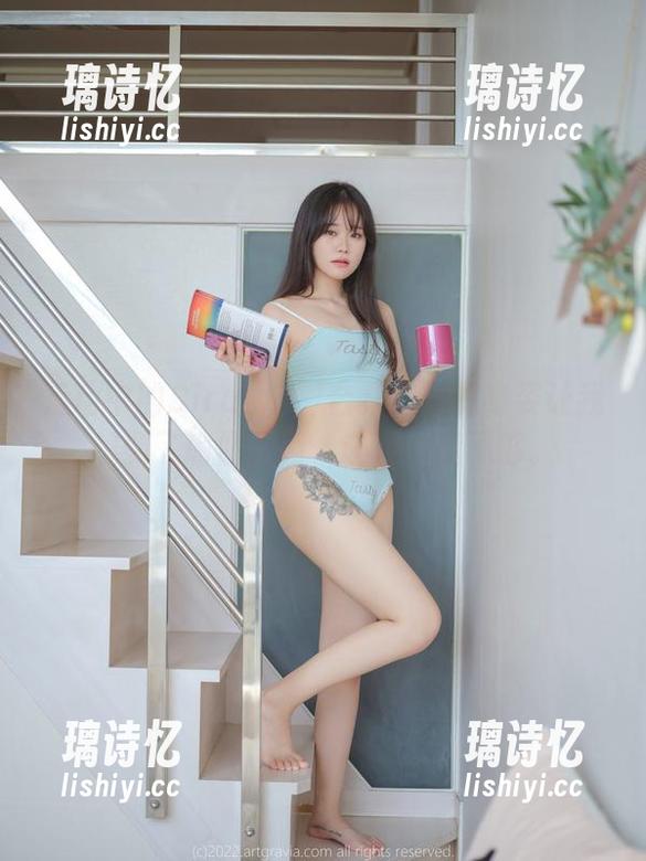 运动中的Sira(시라)合集：她的身姿让我想到了瑜伽，啊，还是力量不够。