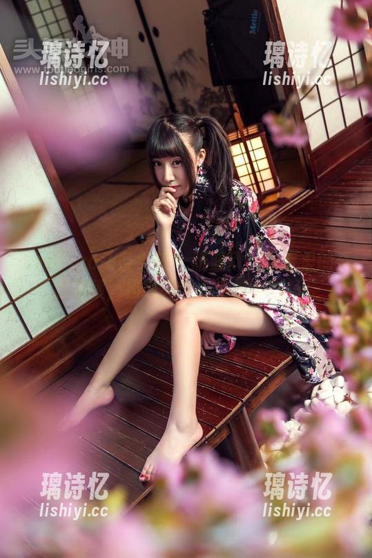 TouTiao头条女神-张蓝欣 TouTiao头条女神 - 张蓝欣:浴室里的资源宝藏,极致教学版洗澡小剧场!