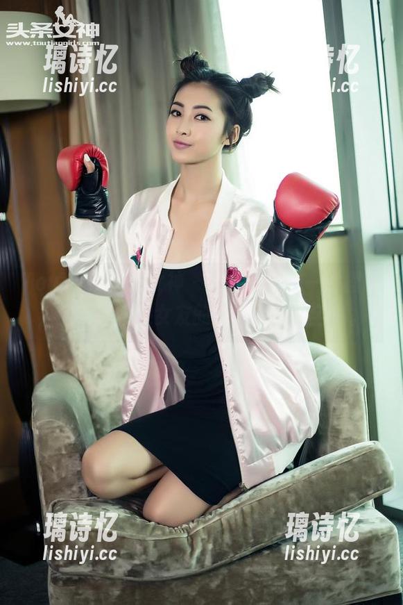 TouTiao头条女神-高韩菲 TouTiao头条女神 - 一壶晒图,一脸蠢萌,全系列看似女友的高韩菲私藏全集。