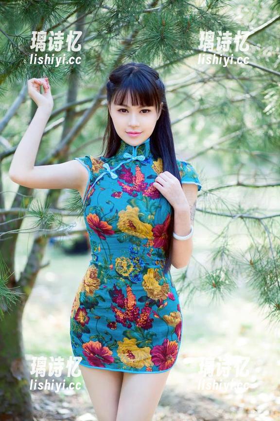 TuiGirl推女郎-王馨瑶 TuiGirl推女郎 - 谁说温柔是软弱?王馨瑶的合集在网盘里,实在是太镇静了…