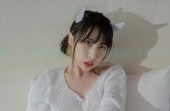 别说Uhye(이유혜)的最新婚纱图库！那样的设计让我都不敢想象！