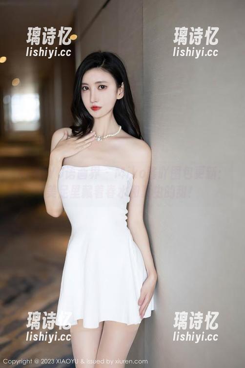 XIAOYU语画界-Miko酱吖 XIAOYU语画界 - Miko酱吖图包更新:美足里藏着春水和夏虫的甜!