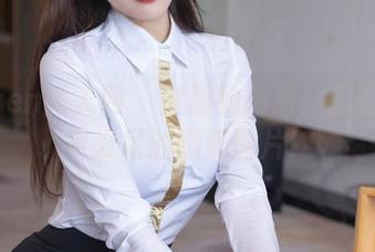 Xiuren秀人网 – 清晨的高清：圆圆酱在家发呆的绝美图片！