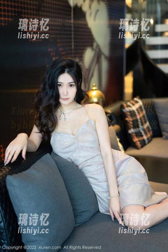 Xiuren秀人网 - 全套白丝，那个小乔babyb真的是拿捏得死死的，下载依旧让我捧腹。