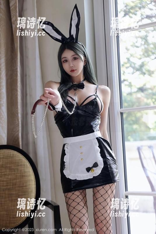 Xiuren秀人网 - 私房视角下的耶利亚修女，不按套路出牌