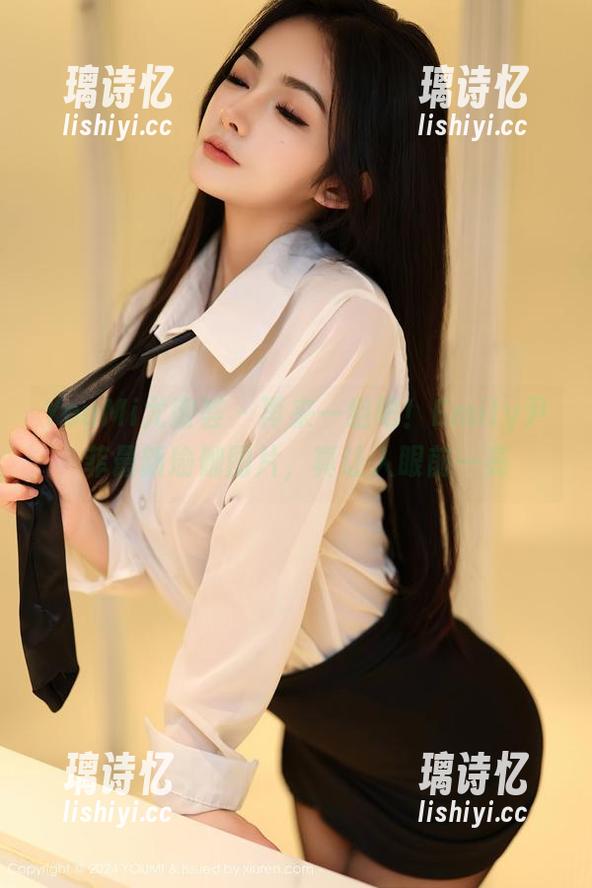 YouMi尤蜜荟-Emily尹菲 YouMi尤蜜荟 - 再来一组吧!Emily尹菲最新瑜伽图片,真让人眼前一亮