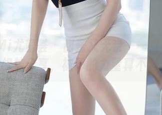 YouMi尤蜜荟 – 甜蜜又无奈——易阳Silvia棉袜分享，袜子的力量真不容小觑