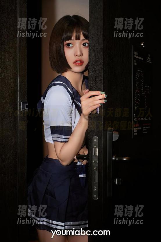 YouMi尤蜜荟-田冰冰 YouMi尤蜜荟 - 田冰冰的每天都是‘万人迷’,更新原图,晒得飞起你懂的!