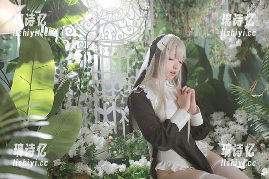 大家快来看asagiriai(爱ちゃん)的美腿合集，其实我想说，腿好看归腿好看，但画面感也不能少吧？