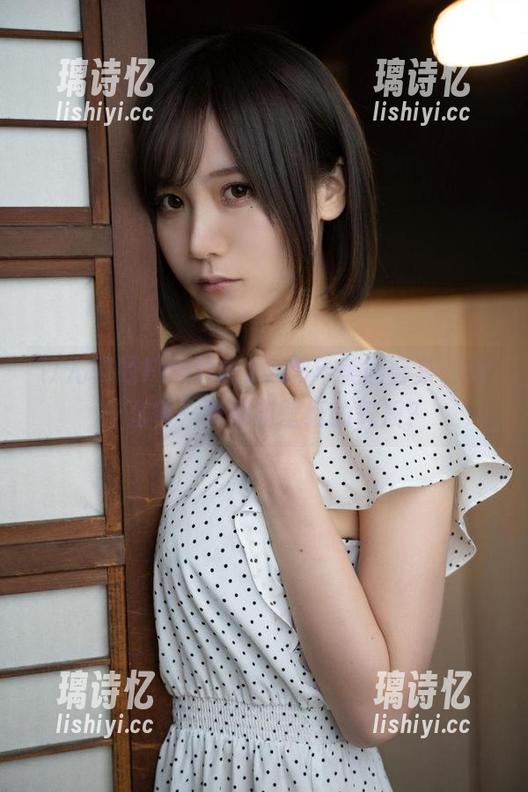 けん研 けん研的Fantia-2022年美图合集,为什么每一张都有壁纸的气质?
