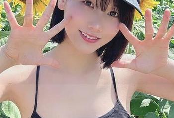 けん研的私拍美腿，谁能拒绝眼前这一截？