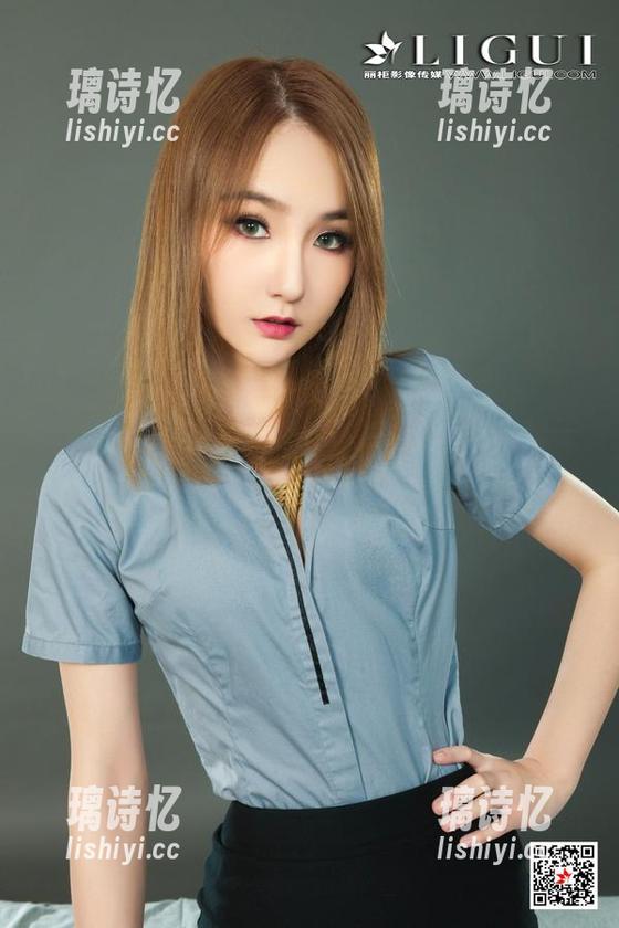 丽柜-婷婷 丽柜 - 云淡风轻,和婷婷一起欣赏这组无圣光的透明图片