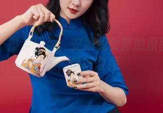 丽柜 – 脚步轻盈：安娜兔女郎的原图和精选，值得收藏