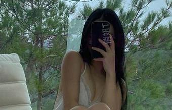 微密圈 – 校服套图，俏妞t瞬间变身“行走的课本”？你敢信？