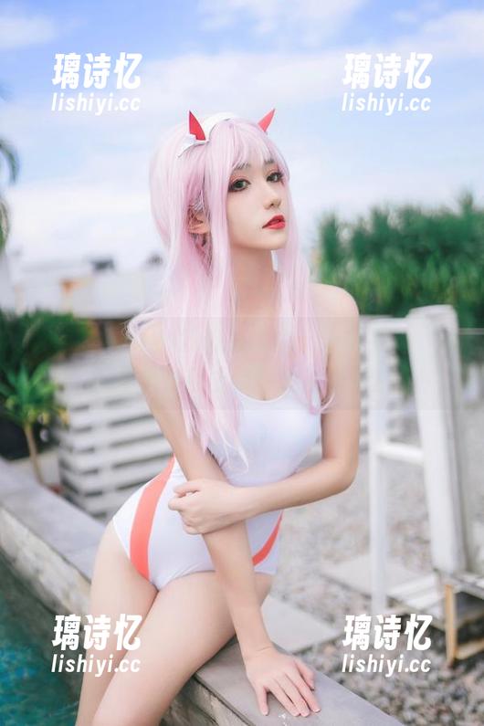 南桃Momoko 南桃Momoko的粉色内衣,无需预约,免费套图随时上传!翘首以待!