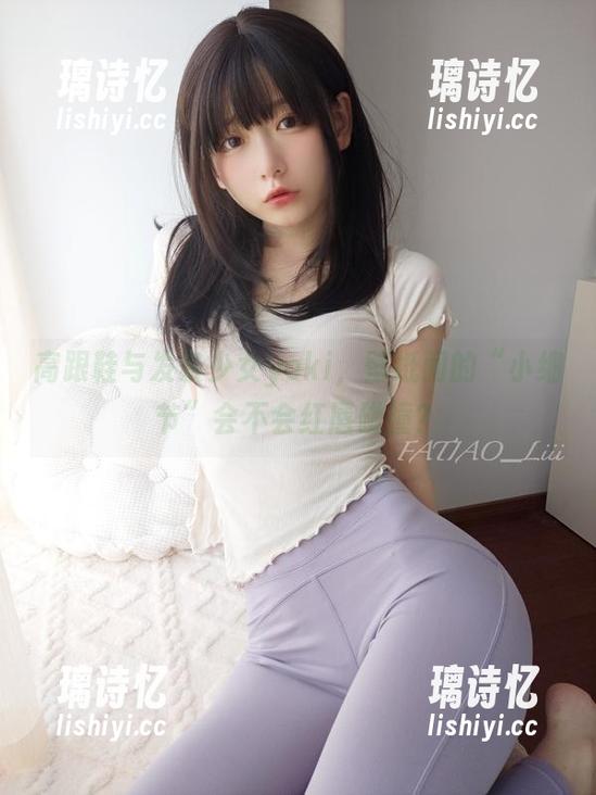 高跟鞋与发条少女yoki，壁纸间的“小细节”会不会红唇碰撞？