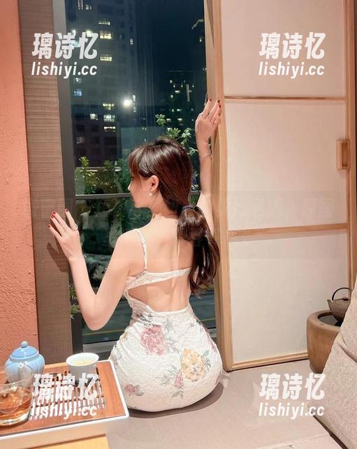 微密圈 - 短裤与周妍希的美好邂逅，原图里满满的青春气息。
