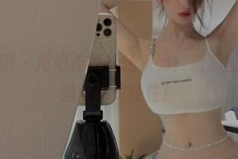 微密圈 – 周妍希的长腿系列：最新图片，腿长就是任性！