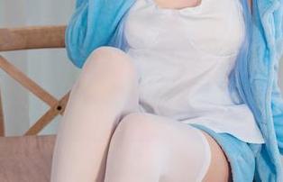 咬一口兔娘的白裙：美图里藏着的小小叛逆——好吧，我们都是看客