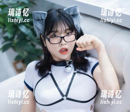 宋哈娜(송하나)的豹纹之旅，图库中的寻常与不凡，别忘了分享哦。