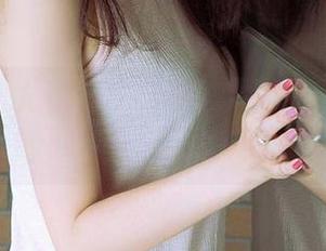 尤果网爱尤物 – 牛仔裤必须拥有：私拍奶茶Emily的每一张美图都在诉说风情