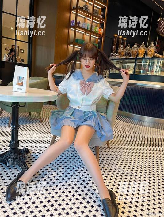 张思允nice 微密圈 - 张思允nice在三亚的内衣舞蹈,美图另类解读,快来下载一份!
