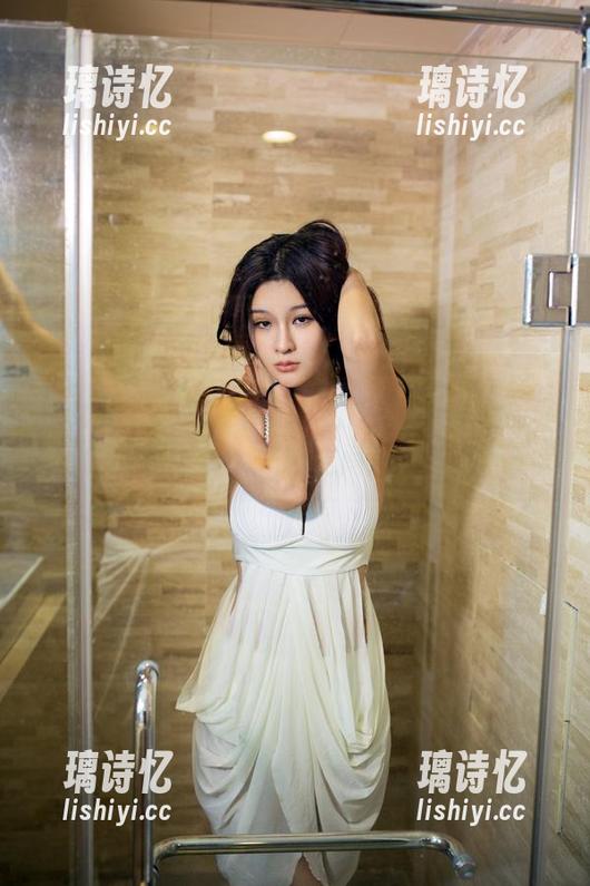 推女郎 - 这组连欣的御姐定制作品，图片看的眼花缭乱，一时之间还无法消化！