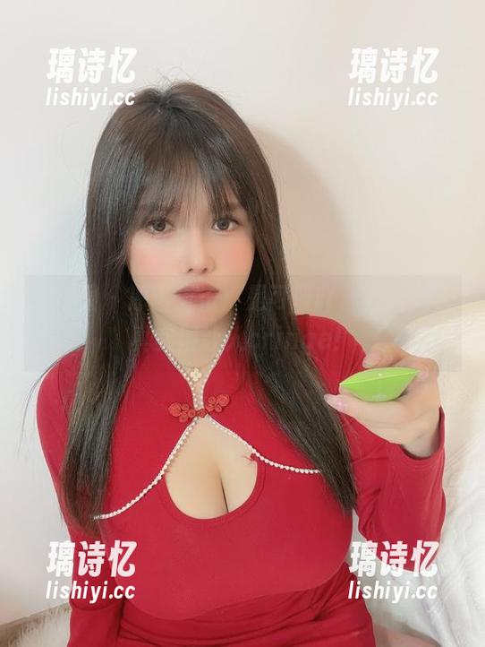 是可馨吖 微密圈 - 原图直击:是可馨吖最新自拍,真实得让人cringe!