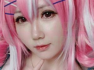 “是本末末白丝”在高清图库里徘徊，这种滋味，说不出是何种甜蜜。