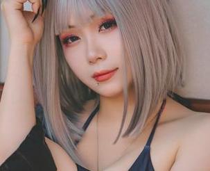 新探险：水手服里的末夜787和她的幽默COS，图包让你嗨翻天！