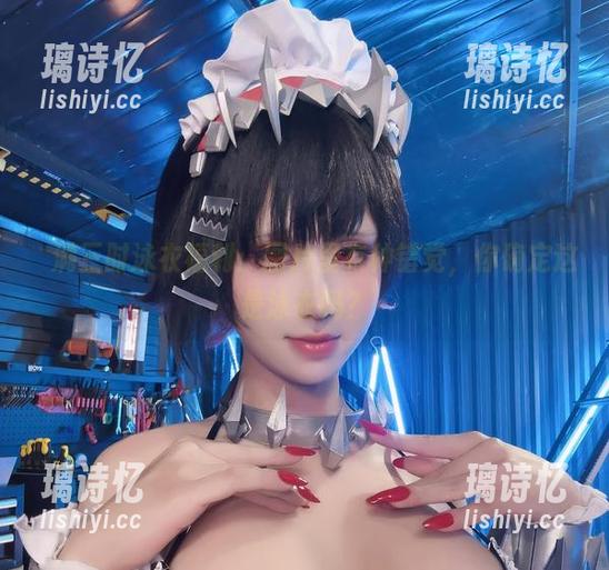 桜满三时 桜满三时泳衣福利:图片里有种错觉,你确定这是泳衣吗?
