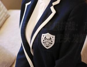 模范学院 – 双马尾的终极挑战：高清记录人间荒糖何时能自行把头发解开？