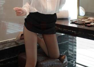 模范学院 – 匆匆一瞥，黄乐然的办公室全集，职场的另一面