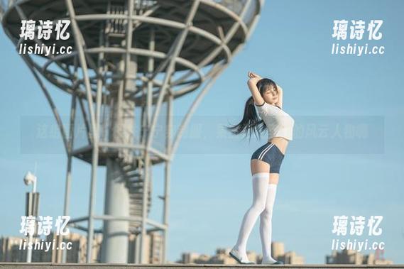樱井宁宁 这组图片里,樱井宁宁穿制服,果然是教室里的风云人物啊