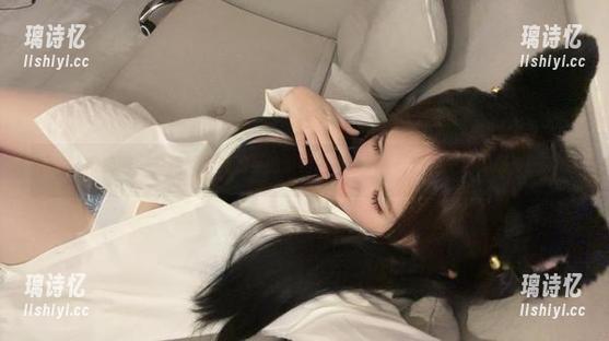 玫桃泡芙 微密圈 - 最新!玫桃泡芙的蕾丝内衣合集,偷偷抱一抱的那种