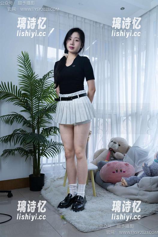 甜予摄影 - 月光下的白棉袜，思思的摄影引发无数遐想，美图值得一看