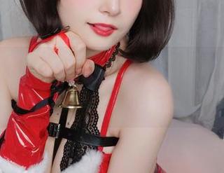预算太低，给我来一套白银81的高清睡衣图就行，其余的我自己来瞧吧！