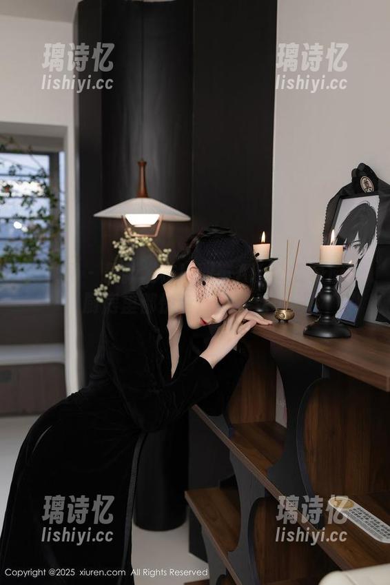 秀人网-双笙Alina 秀人网 - 最新发布!双笙Alina变身厨娘,厨房里都快变成模特秀场啦!